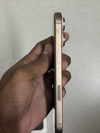 Apple iPhone 16 Pro