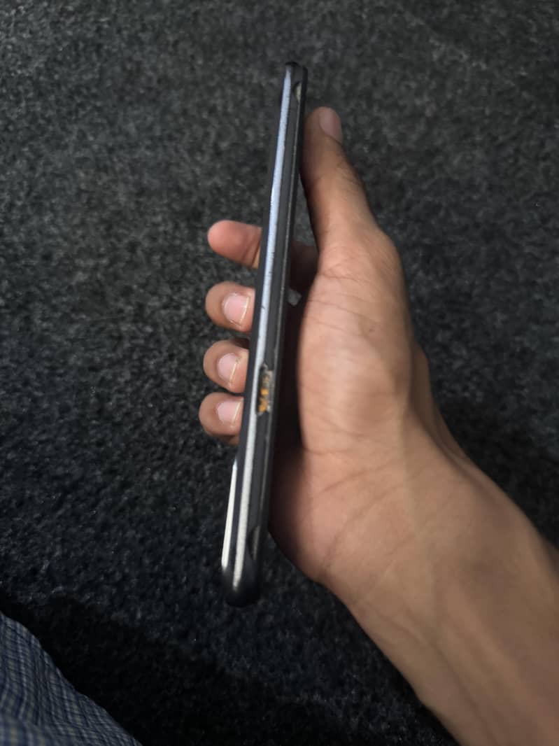 Realme C3 5