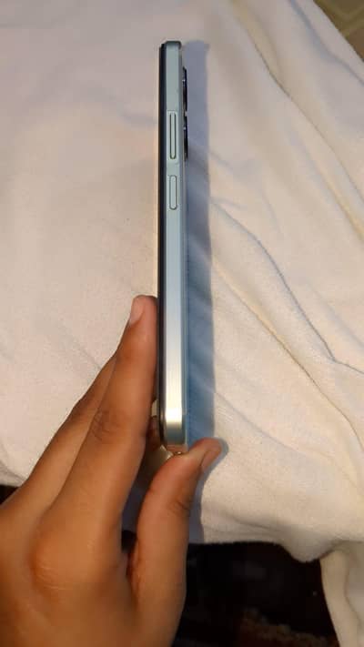 Vivo Y18