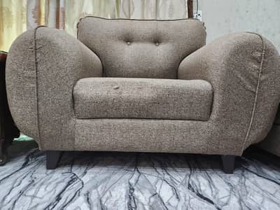 Brand New Sofa's 2 Months use only urgent for sale