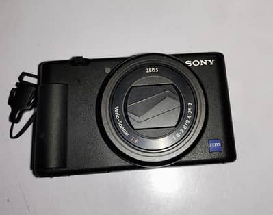 Sony Zv-1 4K Vlogging Camera +Sony Original Remote control Tripod