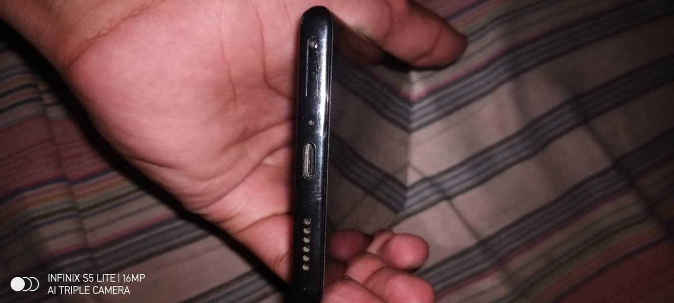 Tecno CAMON 30S 3
