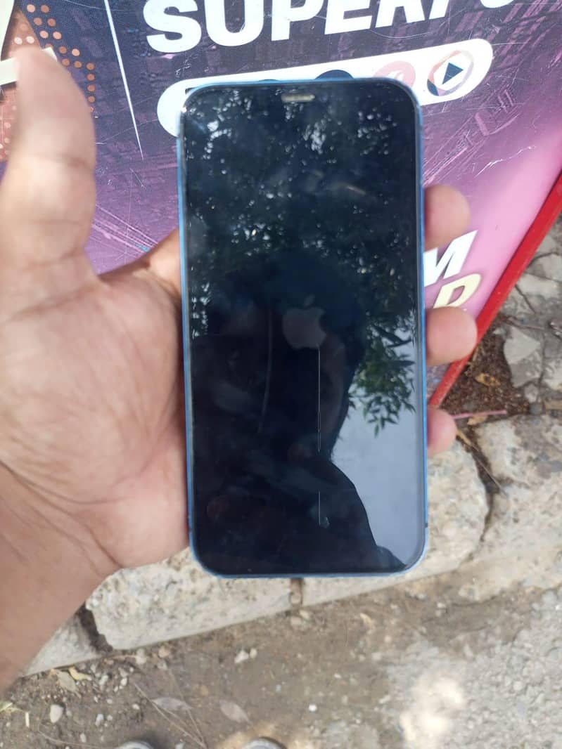 Apple iPhone 12 2
