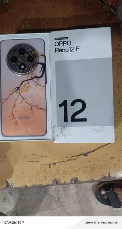 OPPO Reno12 F