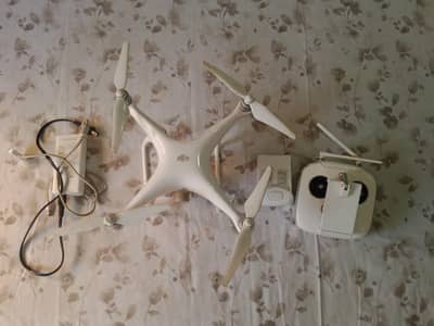 DJI phantom 4 drone for sale with complete accesories
