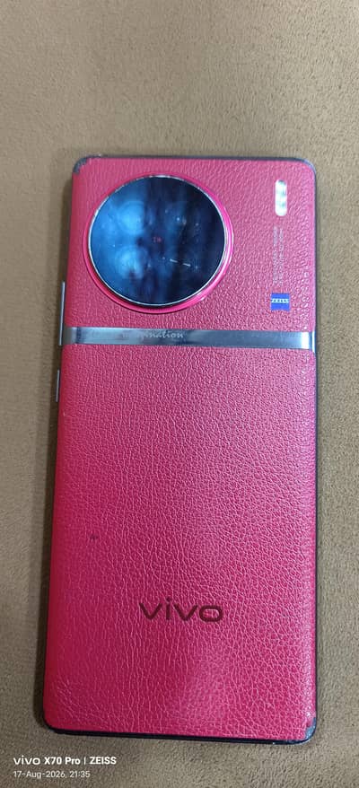 Vivo X90s