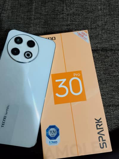 Tecno spark 30 pro 8/128