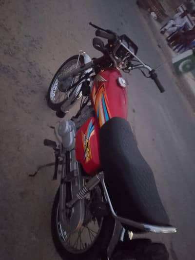 Honda 125 - 2025