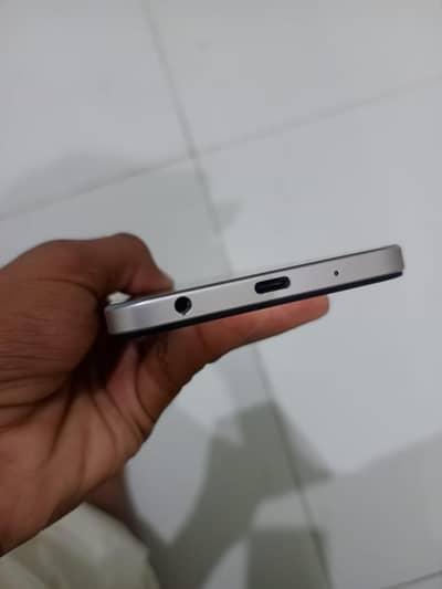 Vivo Y04