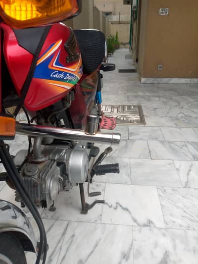 Honda 70 excellent condition 03224284933