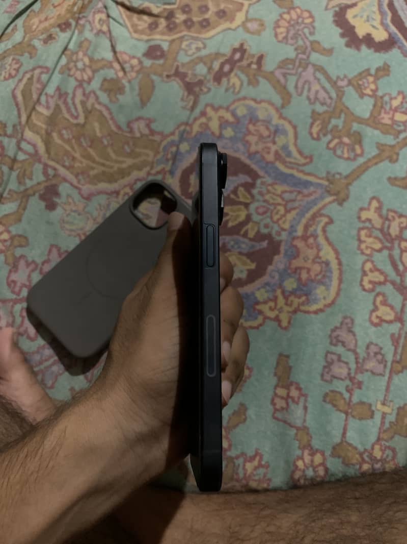 Apple iPhone 14 7