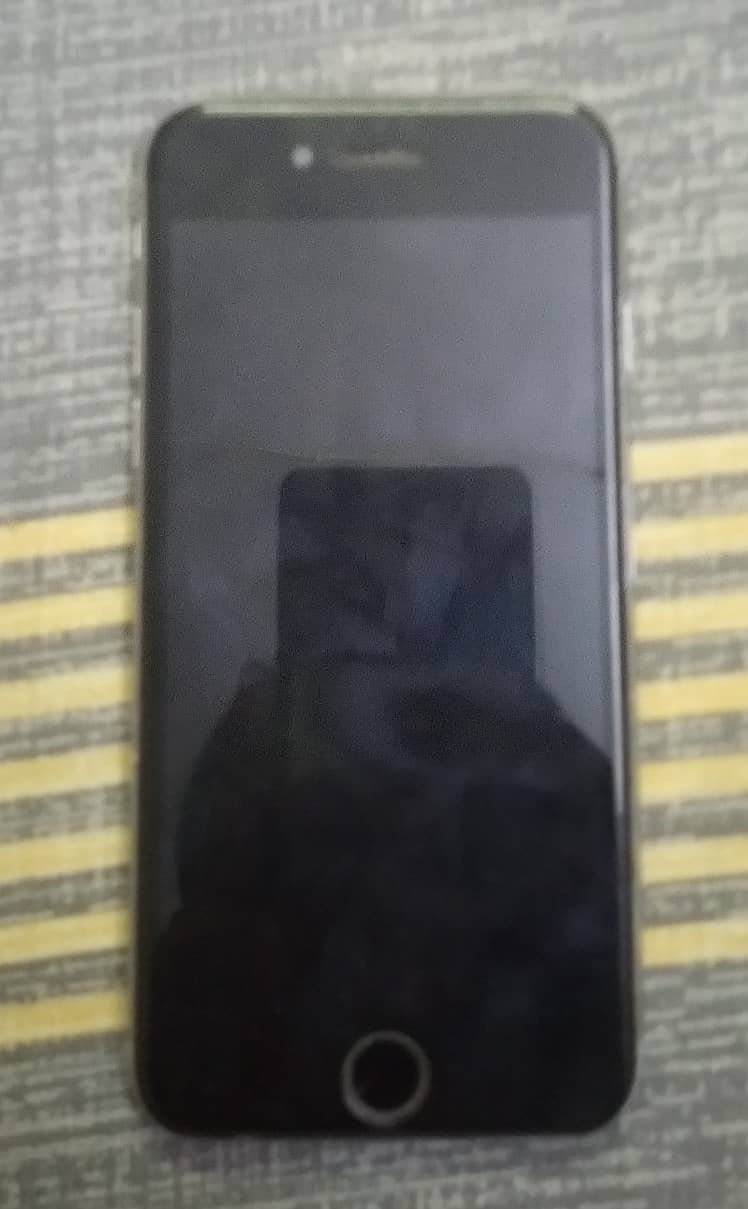 Apple iPhone 6S 1