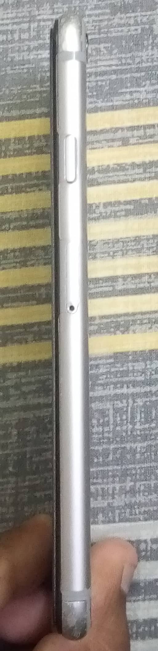 Apple iPhone 6S 4
