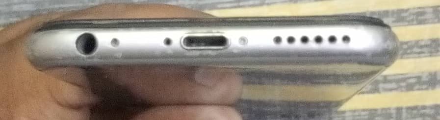 Apple iPhone 6S 6