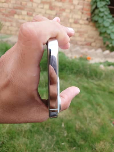 I phone 14pro max JV