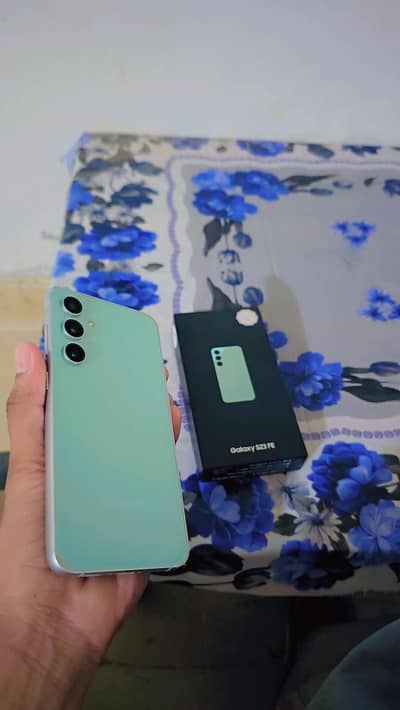 Samsung Mobile S23 FE