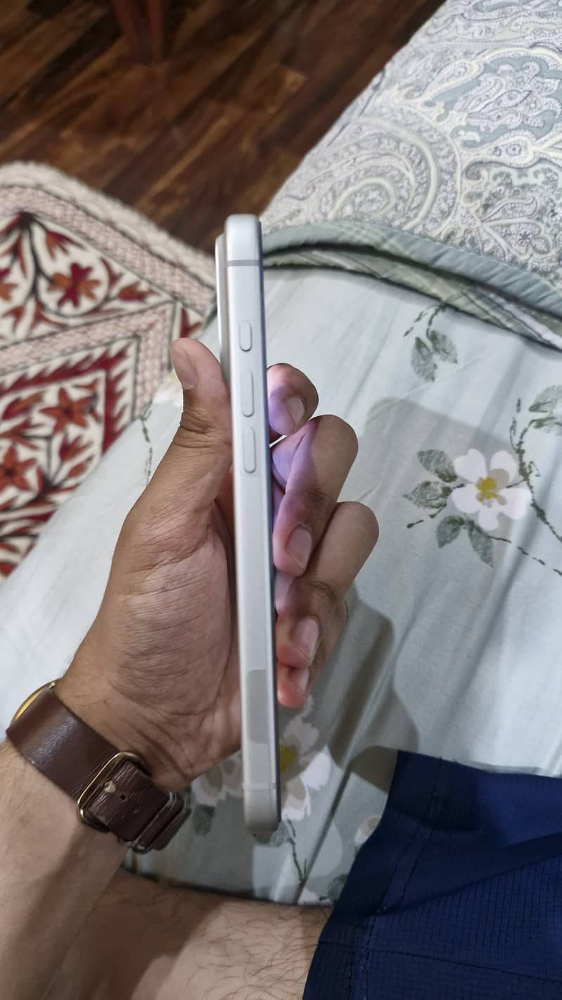 Apple iPhone 17 Pro Max 0