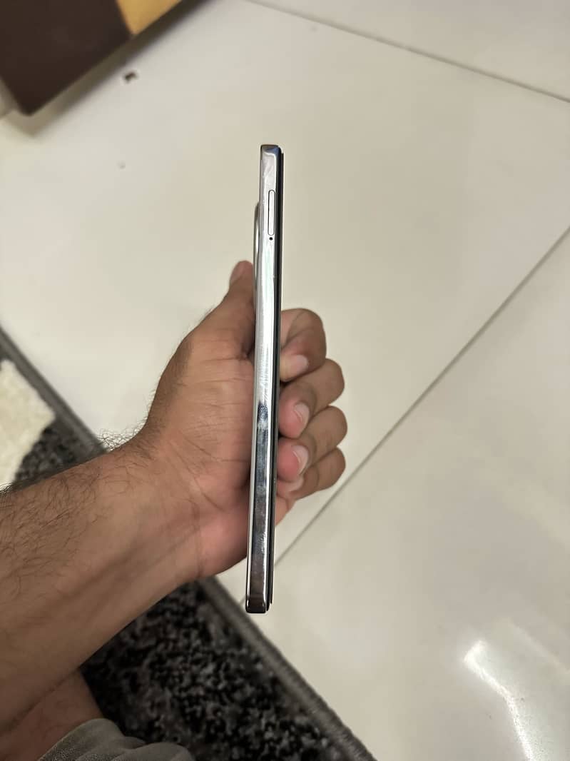 Tecno Camon 30 3