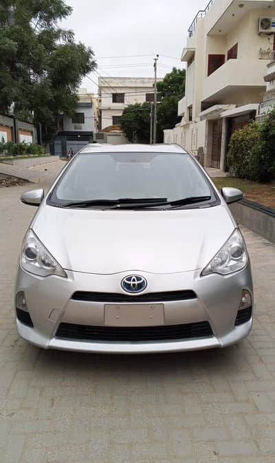 Toyota Aqua 2012