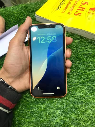 apple phone xr convert in to 17 pro