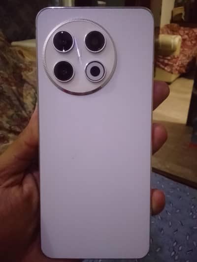 Tecno SPARK 30 Pro