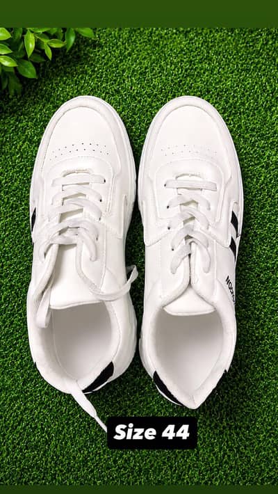 Men's Classic Sneakers