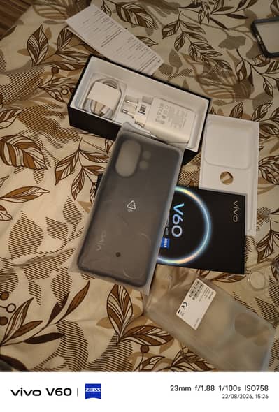 Vivo V60