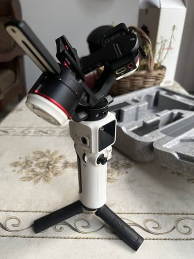 Zhiyun Crane M3 - 3 Axis Gimbal for Cameras and Phone