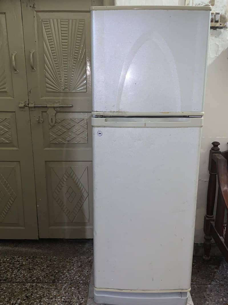 Dawlance fridge 0