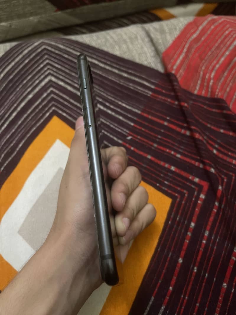 Apple iPhone 7 Plus 1