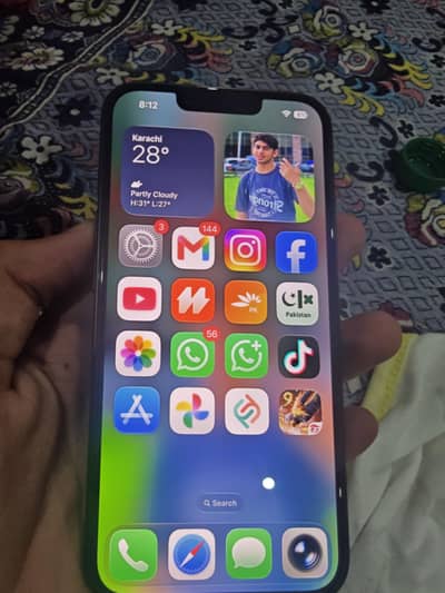 Apple iPhone 16e