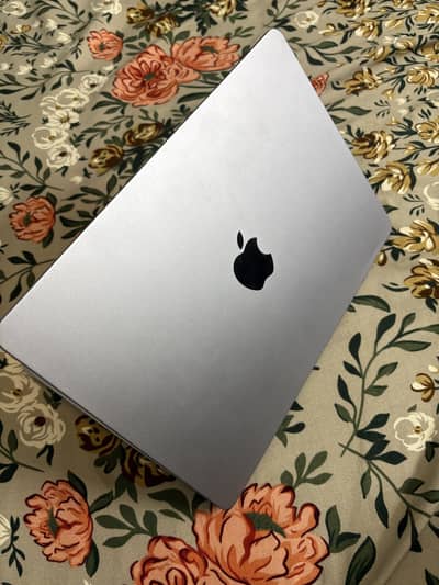 MacBook Air M2
