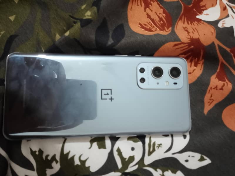 One Plus 9 Pro 0