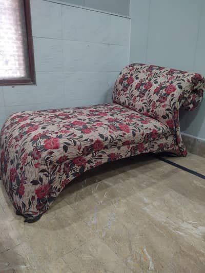 Beautiful Floral Dewan Sofa