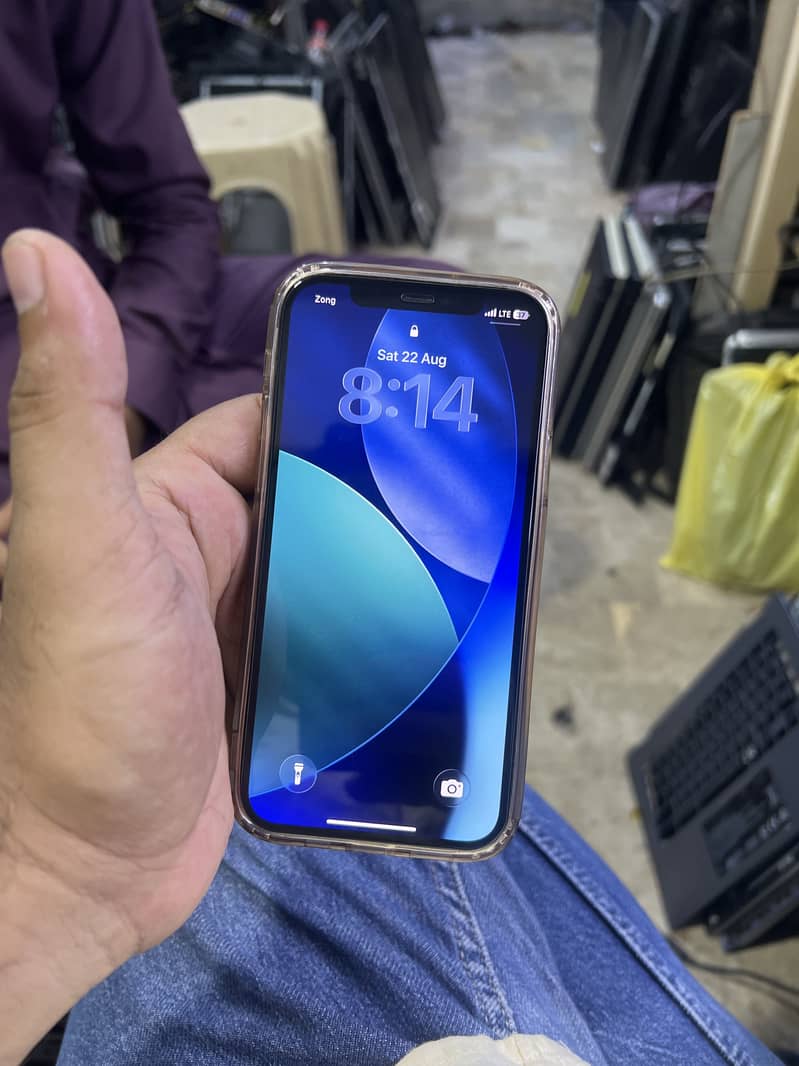 Apple iPhone 12 Pro 1