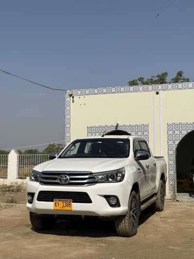 Toyota Hilux Revo V 2019