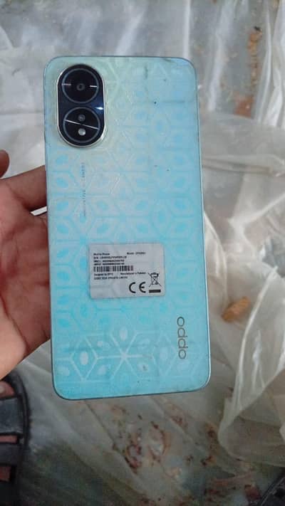 OPPO A18