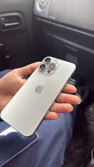 Apple iPhone 15 Pro Max