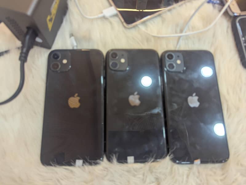 Apple iPhone 11 0