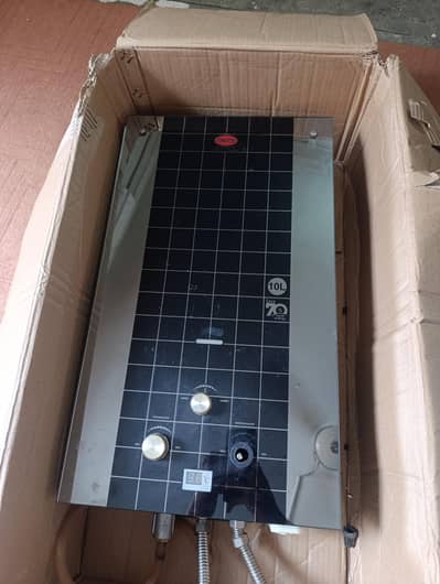 Carry Instant Gas Geyser 10 Litre