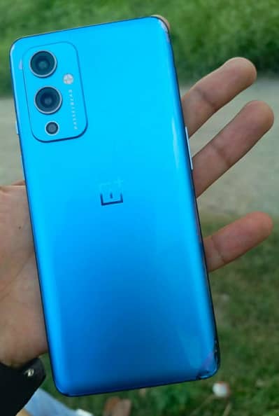 One Plus 9 5g