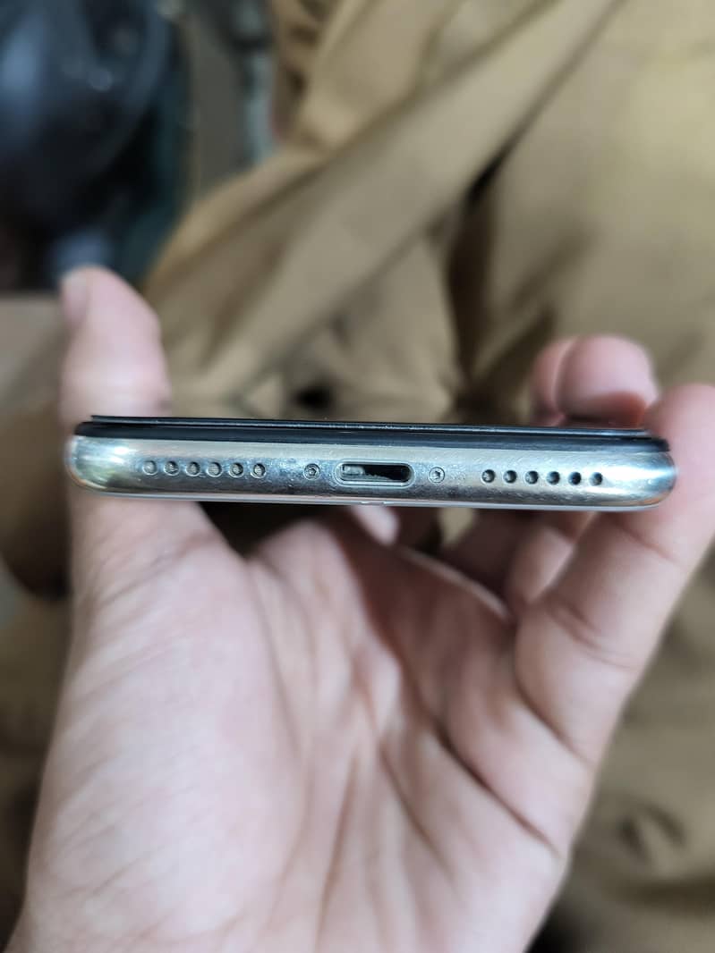 Apple iPhone X 1