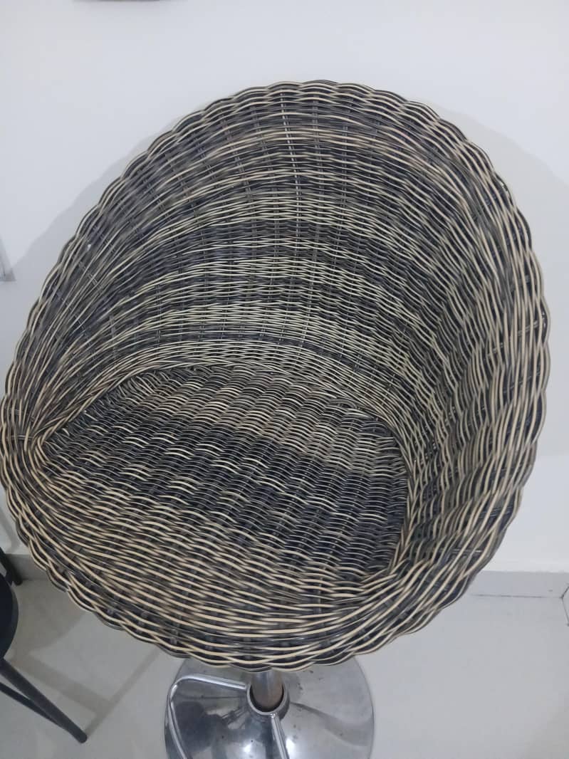 bar stool 1