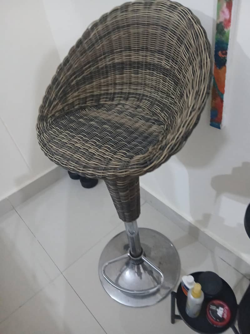 bar stool 3