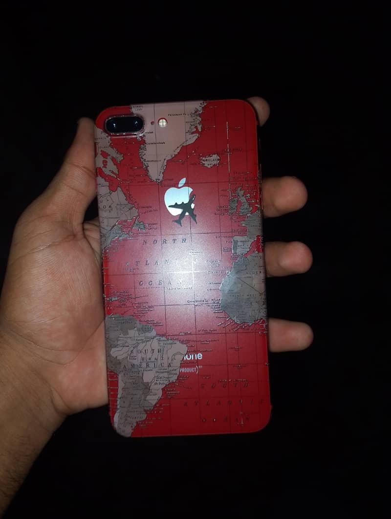 Apple iPhone 8 Plus 1