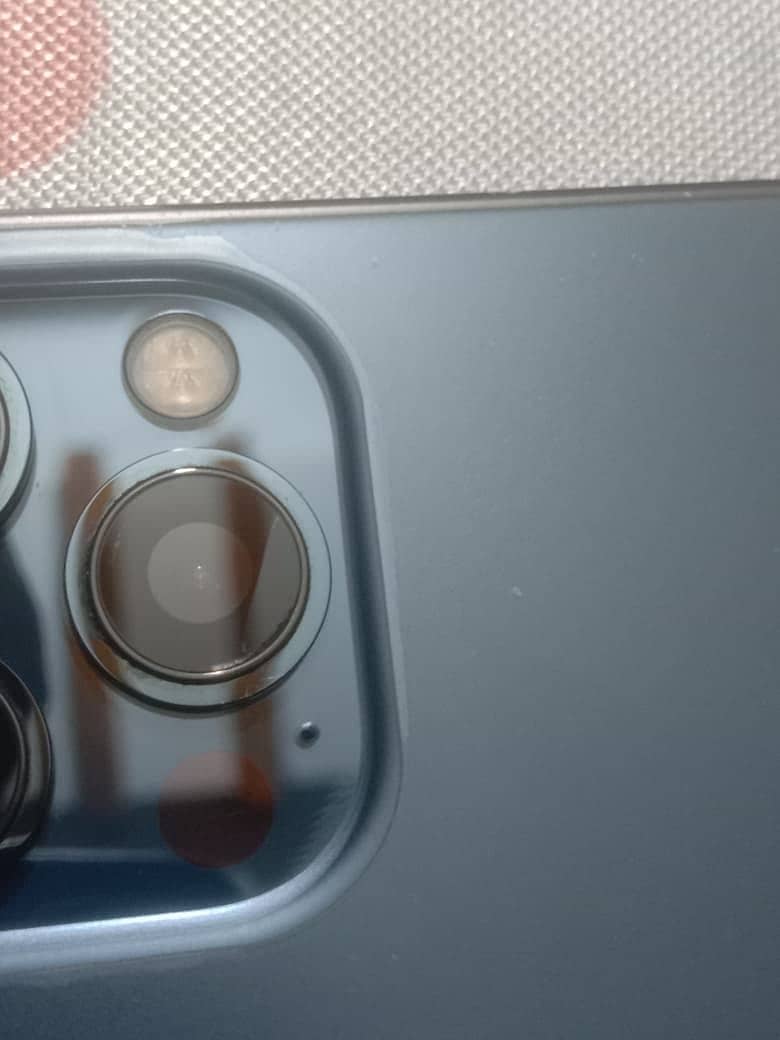 Apple iPhone 12 Pro Max 2