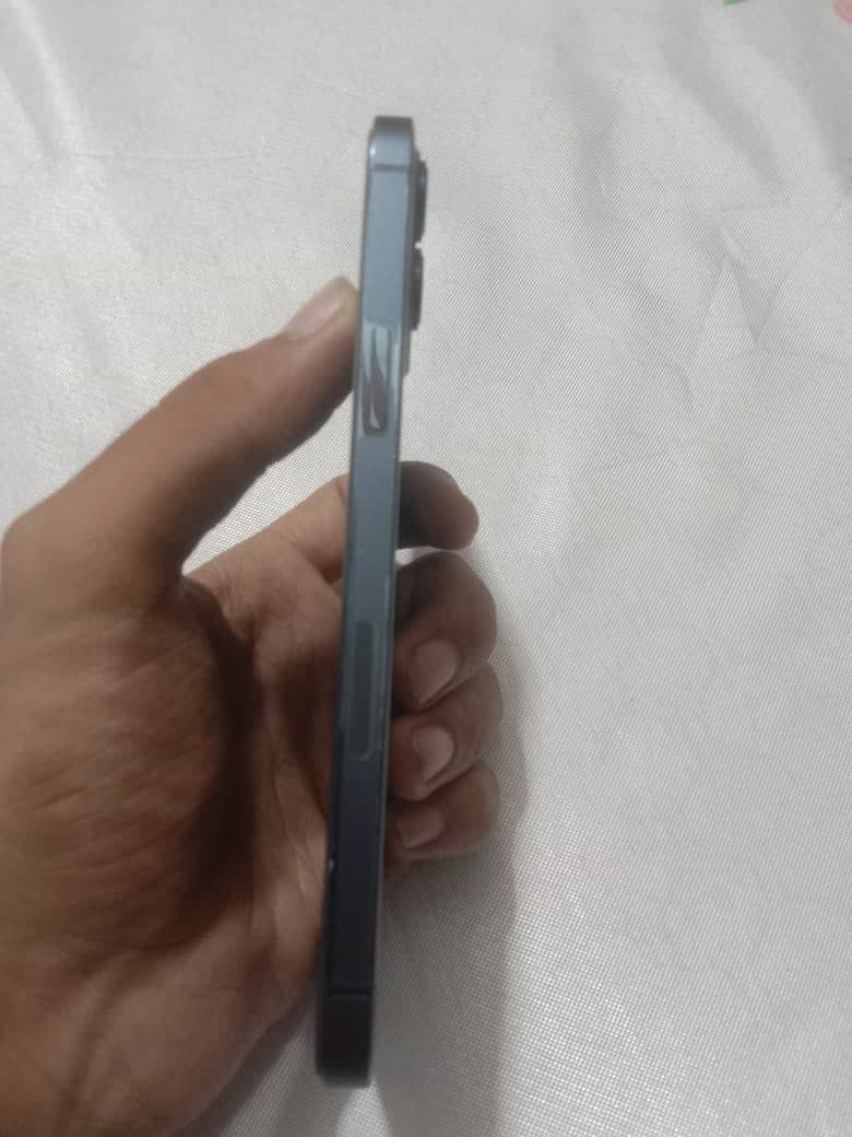 Apple iPhone 12 Pro Max 8