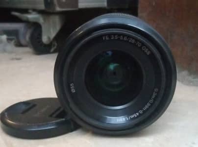 sony FE 3.5-5.6/28-70 lense