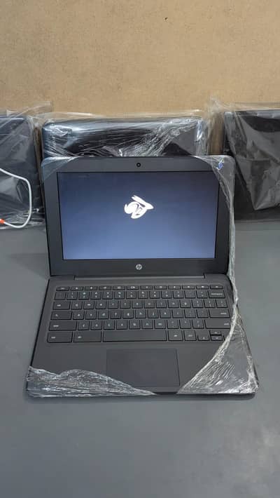 HP Chromebook G7 – 4GB RAM, 16GB Storage | Windows 10 Pro