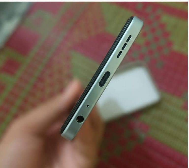Tecno spark 40 3